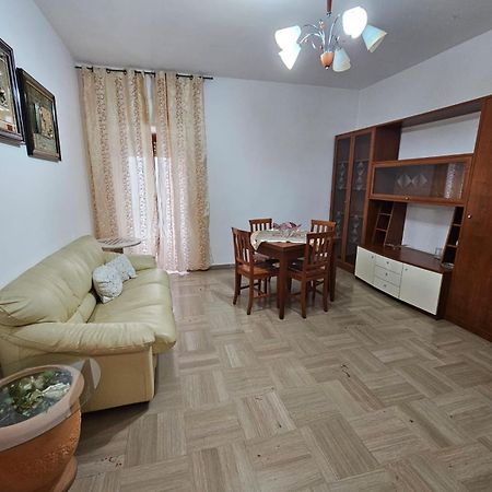 Casa Luisa Apartment เปสคีชี ภายนอก รูปภาพ
